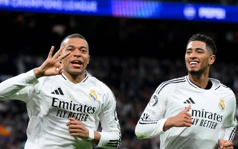 Mbappe tỏa sáng, Man City sụp đổ